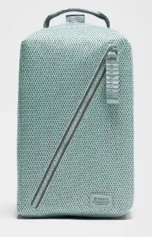 Lululemon Fast Track Bag 8L *Knit Mesh Crater Blue NWT