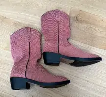 ROC Indio Western Boots in Rose Cobra