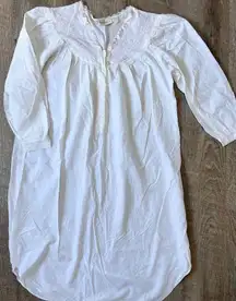 Vintage Nicole nightgown nightshirt white cotton Size S/M pink embroidery 1980's