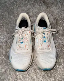 Brooks Shoes Running Women’s Ghost