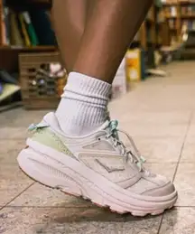 Hoka One Shoes Womens 11.5 Mens 10.5 U Bondi B3 Athletic Gym‎ Running Tennis