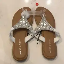 Women’s nwt white silver jeweled sandal slides size small 5 / 6