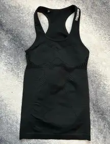 Gymshark Dry Seamless Back Cut Out Mesh Black Active Tank Top Size XS Small
