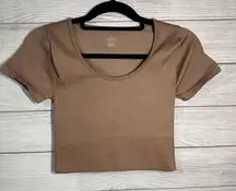 Offline by Aerie Size Medium Brown Ribbed Seamless Crop‎ Top Short Sleeve