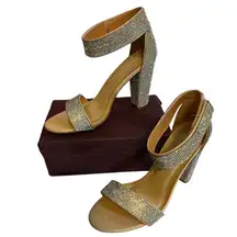 VERSONA (8.5) RHINESTONE ANKLE STRAP 4 INCH HEELS‎ PREOWNED