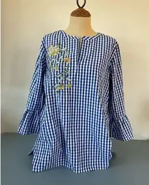 Signature Collection womens blue/white checker top with floral embroidery size L