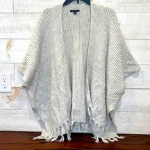 AMERICAN EAGLE Women’s Light Gray Knit Open Front Tassel Detail Poncho Sweater