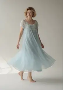 NOS Vintage 60's Vassarette Blue Nylon Chiffon Robe Nightgown Size 36 Full Sweep