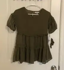 NWT | Madden Girl women’s sheer sleeve ruffle blouse scrunchie set — medium