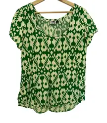 Kavu green yellow short sleeved summer blouse women's size medium crossover back