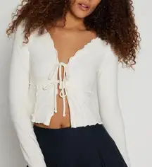 Kimchi Blue Tie Front Top from Urban Outfitters Size Extra Small