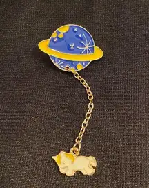 Space Unicorn goes on a magic carpet ride on this enamel pin/magnet 3FER