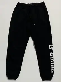 Victoria's Secret PINK black Jogger Pants with a large white logo graphic on the leg Women’s XS