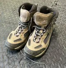 Vasque hiking boots
