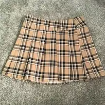 New and never worn SHEIN Privé High Waisted Tartan Pleated Skirt