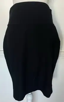 Eileen Fisher • Elegant Black Women's Pencil Skirt