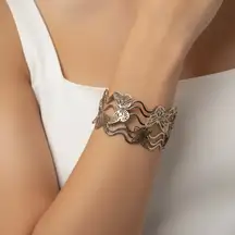 Vintage Y2K Gold 3D Butterfly Arm Cuff Bracelet Adjustable Upper Arm Jewelry