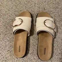 Sonoma Cream Sandals with Wide Strap Design