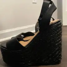 Krishna Wedges