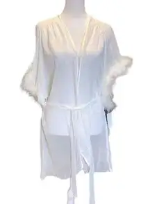 In Bloom by Jonquil White Faux Fur Trim Chiffon Wrap Size Medium/Large NWT