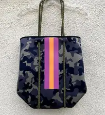 Camo Neoprene Tote With Coin Purse pink Orange Stripe