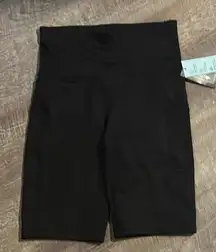 IDEOLOGY Women's Compression High-Rise Bike Shorts Size X‎ Small NWT Black