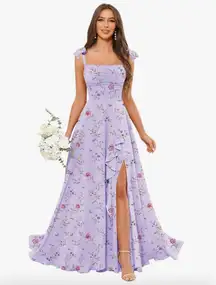 Lavender Floral Bridesmaid / Formal Dress – Size 16 Plus – With Pockets!