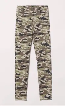 NWT H&M Camouflage High Waist Jegging