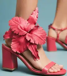 Cecelia New York Hibiscus Sandals in RARE Orange Sz. 10