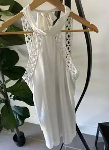 Gorgeous White Lace Halter Tie Dress Lulus Size XS Bride Bachelorette Cocktail