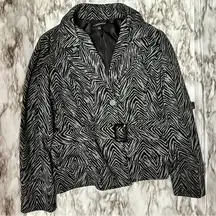 A Giannetti Women Sz XL Gray And Black Tiger Zebra Print Cropped Belted Jacket