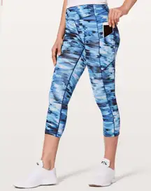 Lululemon Speed Up Crop 21"