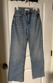 Pull & Bear Jeans High-Rise Straight Leg Denim Raw Hem