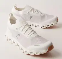 On Cloud 6 Versa Sneakers