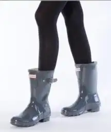 Hunter original glossy gray rain boots waterproof modern trendy woman’s size 10