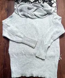 Fate by Lfd Sweater Sz L adorable Gray soft