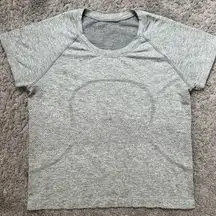 LULULEMON Light Gray Cropped Swiftly Tech Lightweight Short Sleeve Shirt | Sz 10