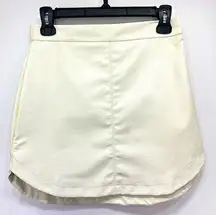 NEW  Cream Faux Leather Round Hem Mini Skirt Size Small