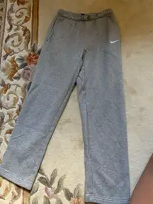 Nike Sweatpants Grey