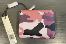 Marc Jacobs NWT  Small Compact Wallet - Purple Camo