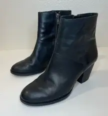 Frye Women’s Megan Black Leather Ankle Booties Size 7 M