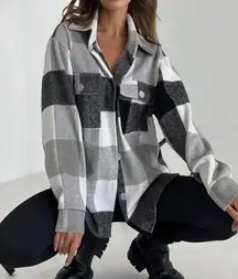 Plaid Button Down Shirt Shacket Size Large Pockets Oversized Heavyweight