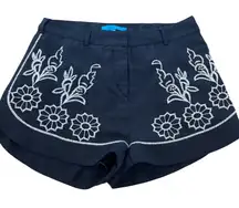 Black‎ Embroidered Shorts Women's Medium Floral Polyester