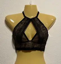 Victoria's Secret Black Lace Halter Racerback Bralette Keyhole Peekaboo L Layer