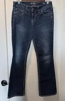 Silver Jeans Suki Mid Rise Slim Bootcut Jean Dark Wash‎ Embroidered Flap Pocket