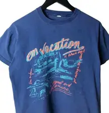 On Vacation T Shirt 80s Distressed Vintage Blue Large L USA Travel Leisure Solid