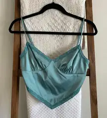 Etiquette Boutique NWOT  teal blue lace trim bandanna tie style crop top