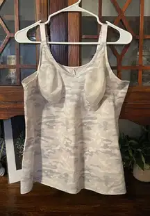 Ruby Ribbon Camouflage Built-in Bra Tank Top Size 44