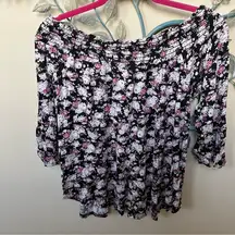 ❤️Threads Studio Sz L off the shoulder floral EUC CLEARANCE