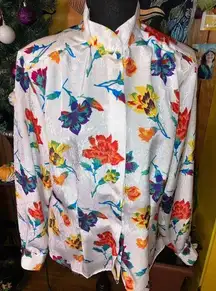 Vintage women’s size 10, bright 1970s polyester floral, long sleeve blouse, rare